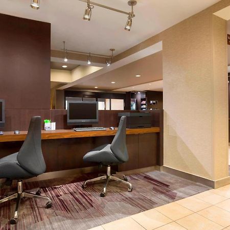 Hotel Courtyard By Marriott Champaign Extérieur photo