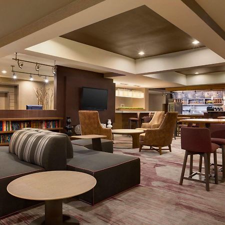 Hotel Courtyard By Marriott Champaign Extérieur photo