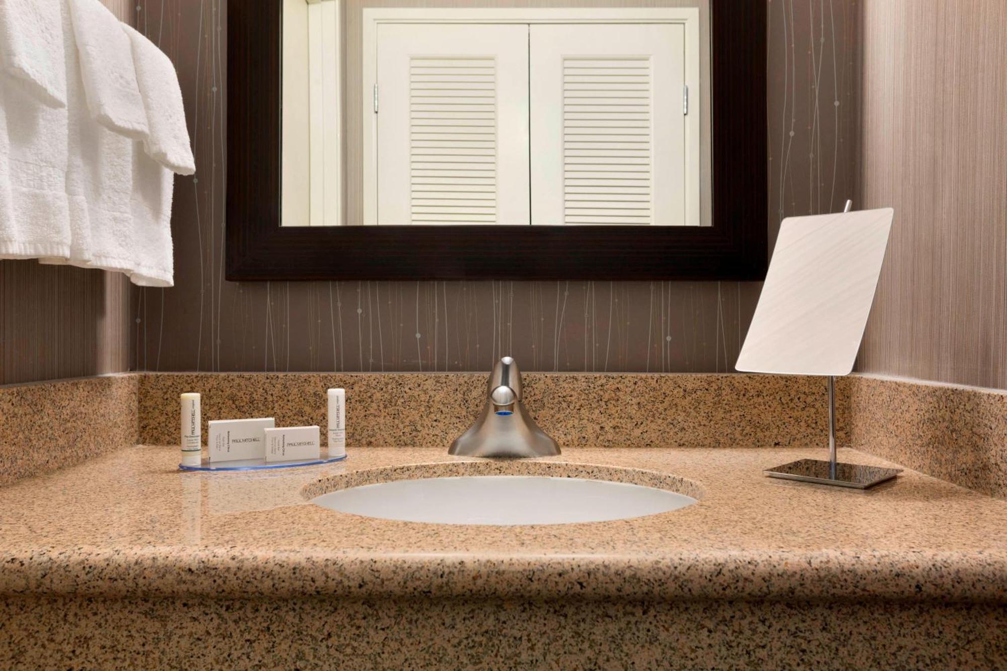 Hotel Courtyard By Marriott Champaign Extérieur photo
