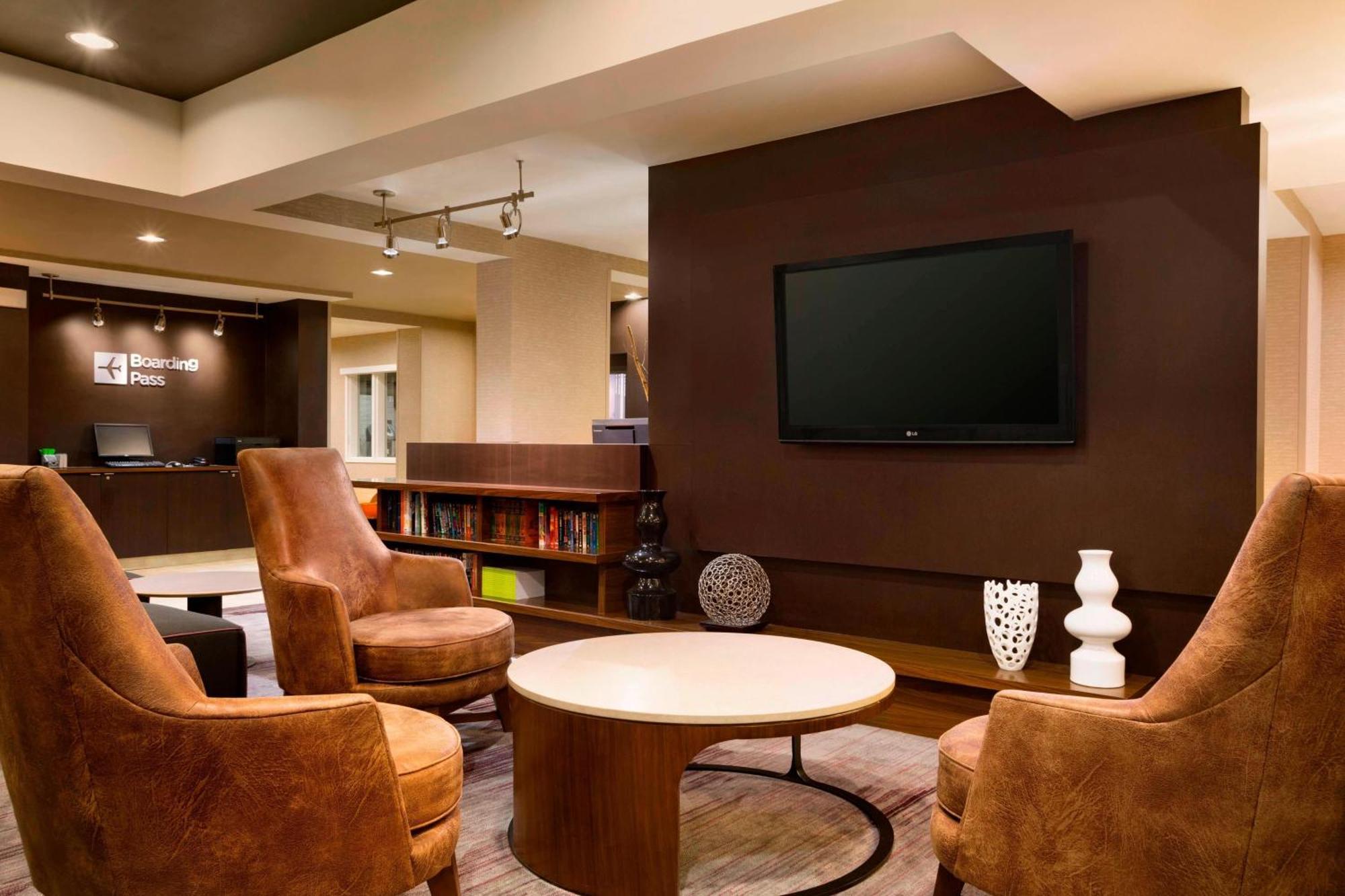 Hotel Courtyard By Marriott Champaign Extérieur photo
